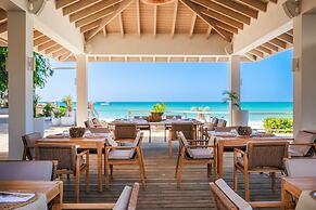 Tamarind Hills Resort & Villas