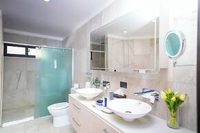 Tamarind Hills Resort & Villas