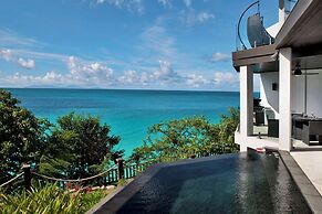 Tamarind Hills Resort & Villas