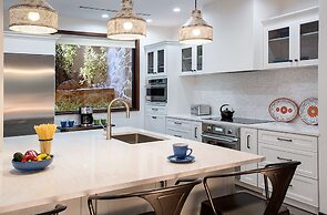 Tamarind Hills Resort & Villas