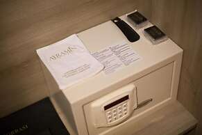 Ayramin Deluxe Hotel