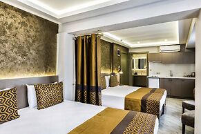 Ayramin Deluxe Hotel