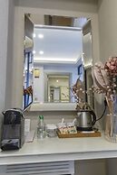 Ayramin Deluxe Hotel