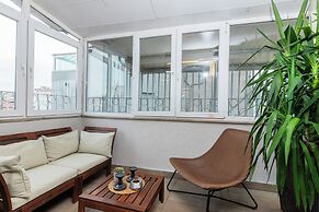 Ayramin Deluxe Hotel