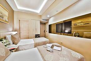 Ayramin Deluxe Hotel