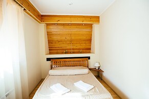 Hotel Club Prionezhskiy
