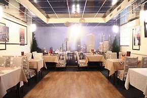 Hotel Club Prionezhskiy