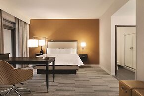 Hampton Inn & Suites Roanoke-Downtown