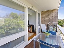 Bayside St Johns Close