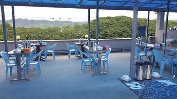 Red Dragon Hotel Hsipaw