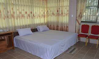 Red Dragon Hotel Hsipaw