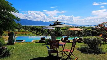 Inle Lake View Resort & Spa