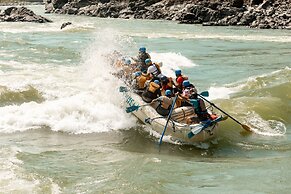 KUMSHEEN Rafting Resort