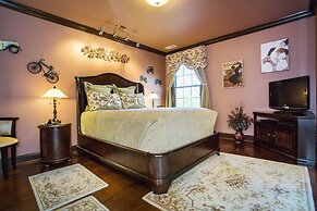 Pillow and Paddock B&B