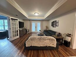 Pillow and Paddock B&B