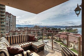 Sunset Waterfront Resort by DKRA