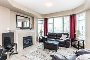 Sunset Waterfront Resort by DKRA