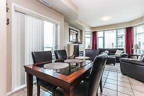 Sunset Waterfront Resort by DKRA