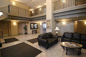 Sunset Waterfront Resort by DKRA