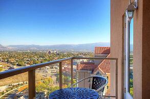 Sunset Waterfront Resort by DKRA