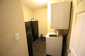 Sunset Waterfront Resort by DKRA