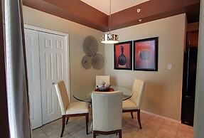 Sunset Waterfront Resort by DKRA