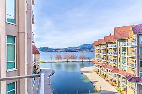 Sunset Waterfront Resort by DKRA