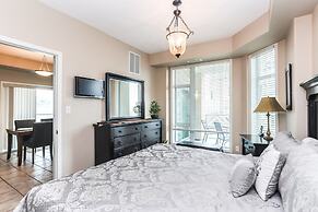 Sunset Waterfront Resort by DKRA