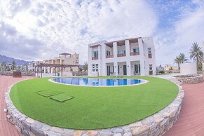 Le Sifah Resort Apartments