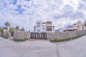 Le Sifah Resort Apartments