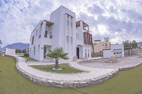 Le Sifah Resort Apartments