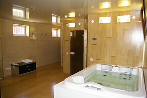 Crystal Hotel
