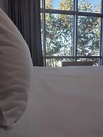 Business Life Hotel Gunesli