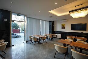 Business Life Hotel Gunesli