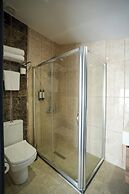 Business Life Hotel Gunesli