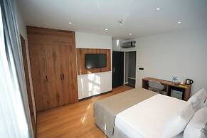 Business Life Hotel Gunesli