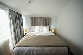 Business Life Hotel Gunesli