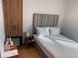 Business Life Hotel Gunesli