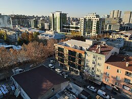 Business Life Hotel Gunesli