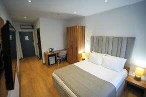Business Life Hotel Gunesli