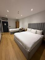 Business Life Hotel Gunesli
