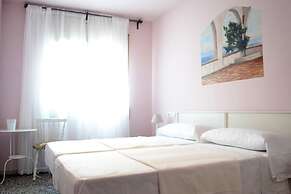 Hostal Isabel II