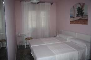 Hostal Isabel II