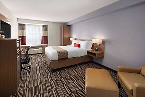 Microtel Inn & Suites by Wyndham Kirkland Lake