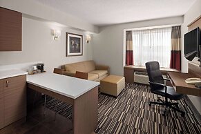 Microtel Inn & Suites by Wyndham Kirkland Lake