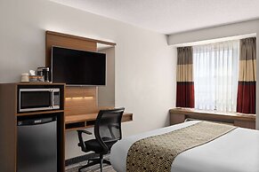 Microtel Inn & Suites by Wyndham Kirkland Lake