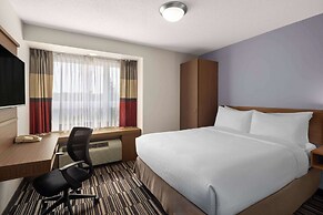 Microtel Inn & Suites by Wyndham Kirkland Lake