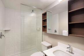 Microtel Inn & Suites by Wyndham Kirkland Lake