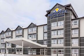 Microtel Inn & Suites by Wyndham Kirkland Lake