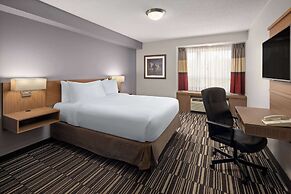 Microtel Inn & Suites by Wyndham Kirkland Lake